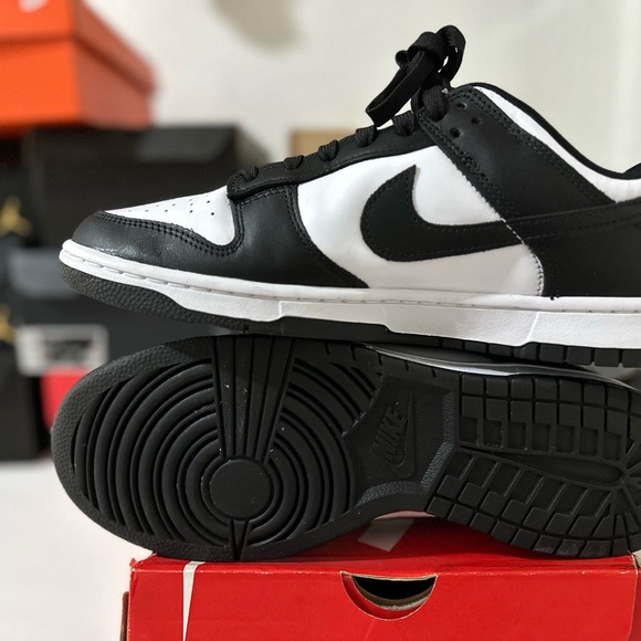 Nike Dunk Low Retro White and Black Panda - Picture 5 of 10